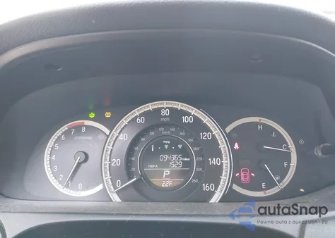 2016 Honda Accord z USA, uszkodzony, nr VIN 1HGCR2F3XGA123861